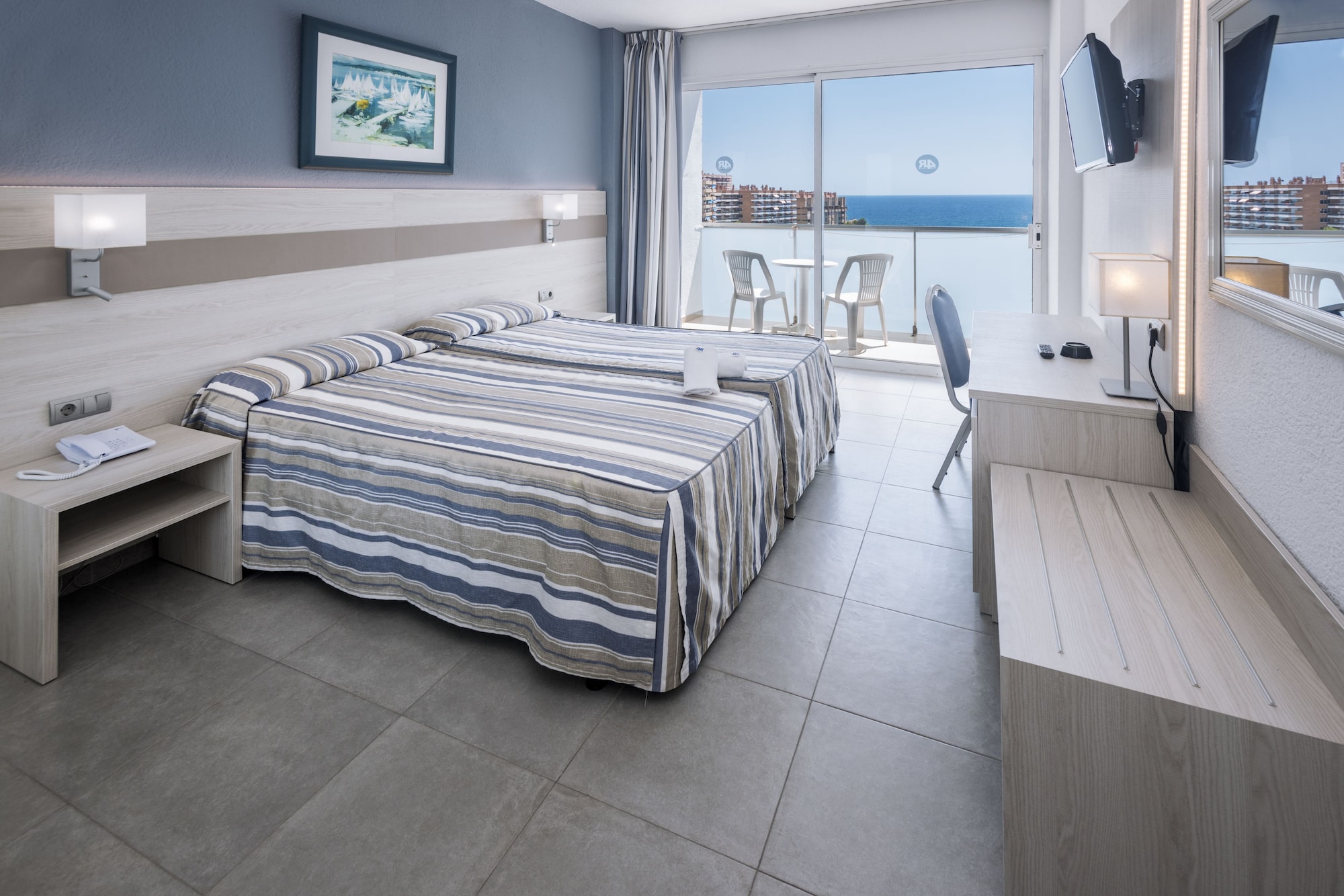 ROOM, TRIPLE, SEA VIEW, BALCONY