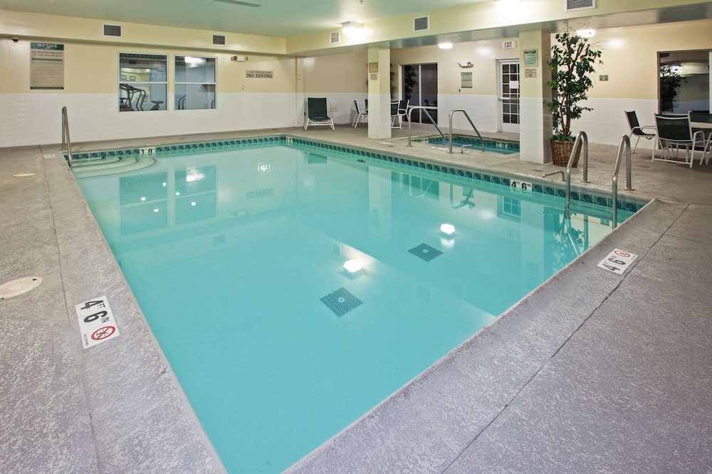 Country Inn & Suites By Radisson Chicago O'hare South Il 3/36