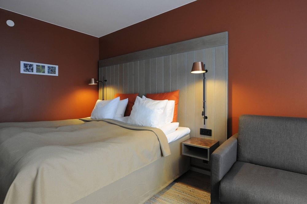 Compact, Basic, Twin Beds