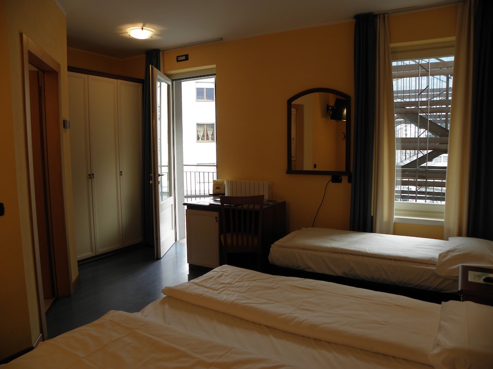 Hotel Bernina 11/43