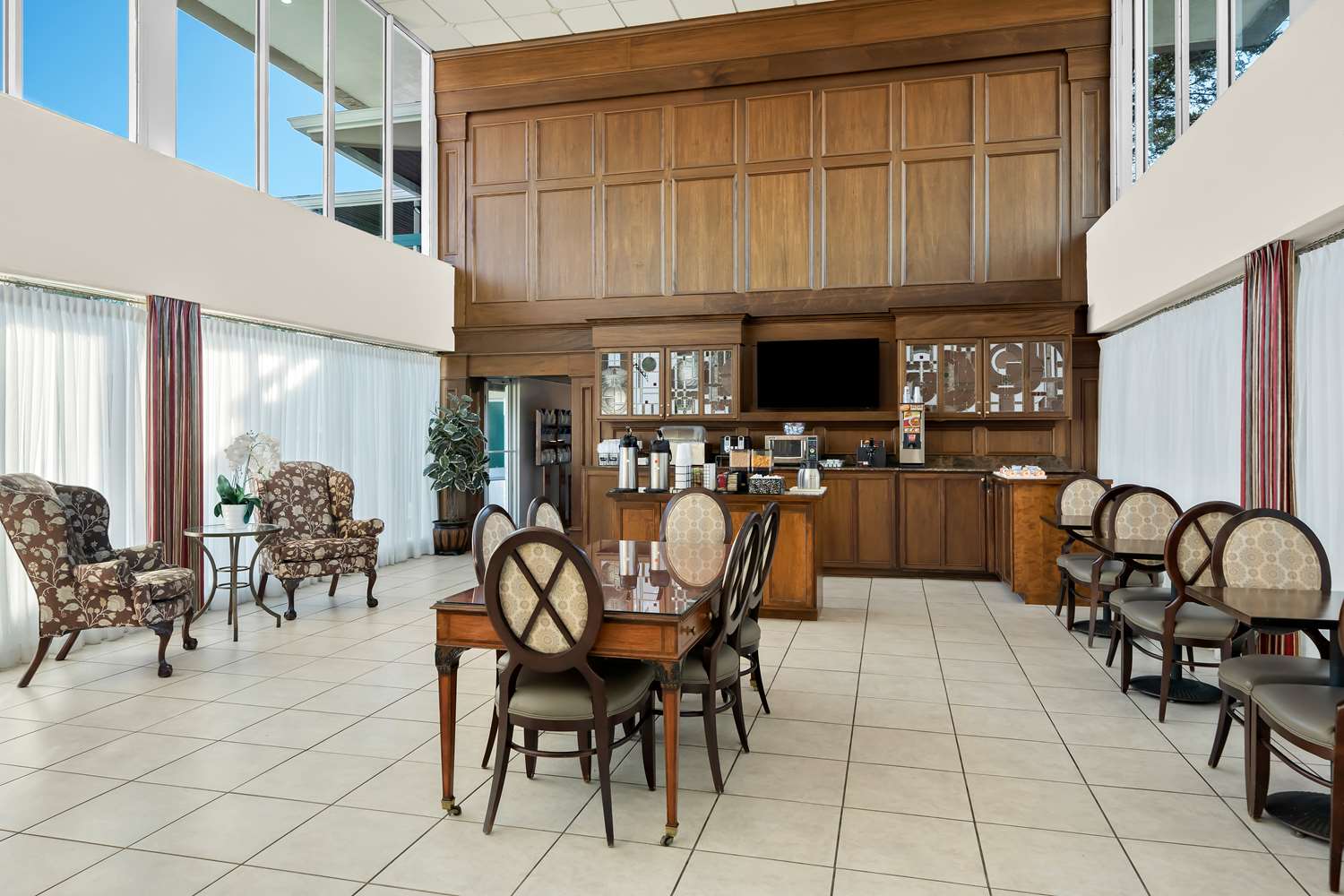 SureStay Plus Hotel By Best Western Brandywine Valley 26/37