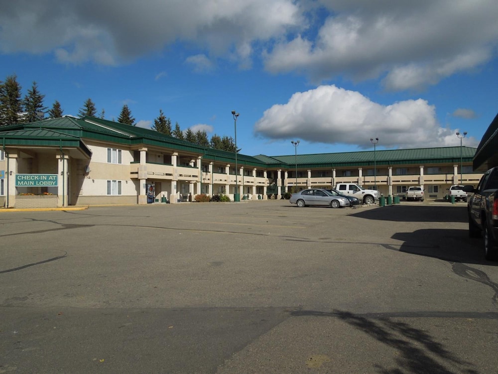 Walking Eagle Inn & Lodge 42/48