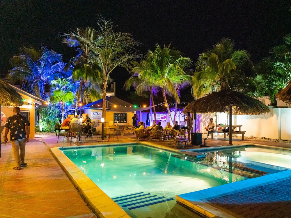Resort Bonaire 3/50