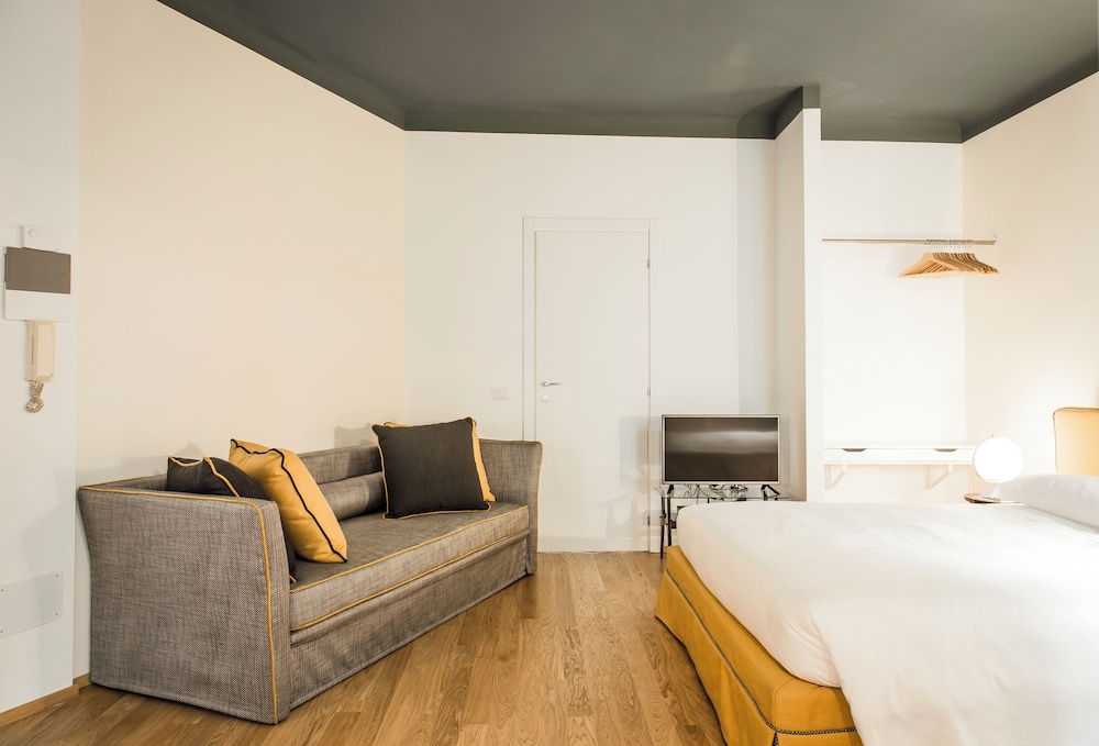 Brera Apartments In Porta Romana 8/21