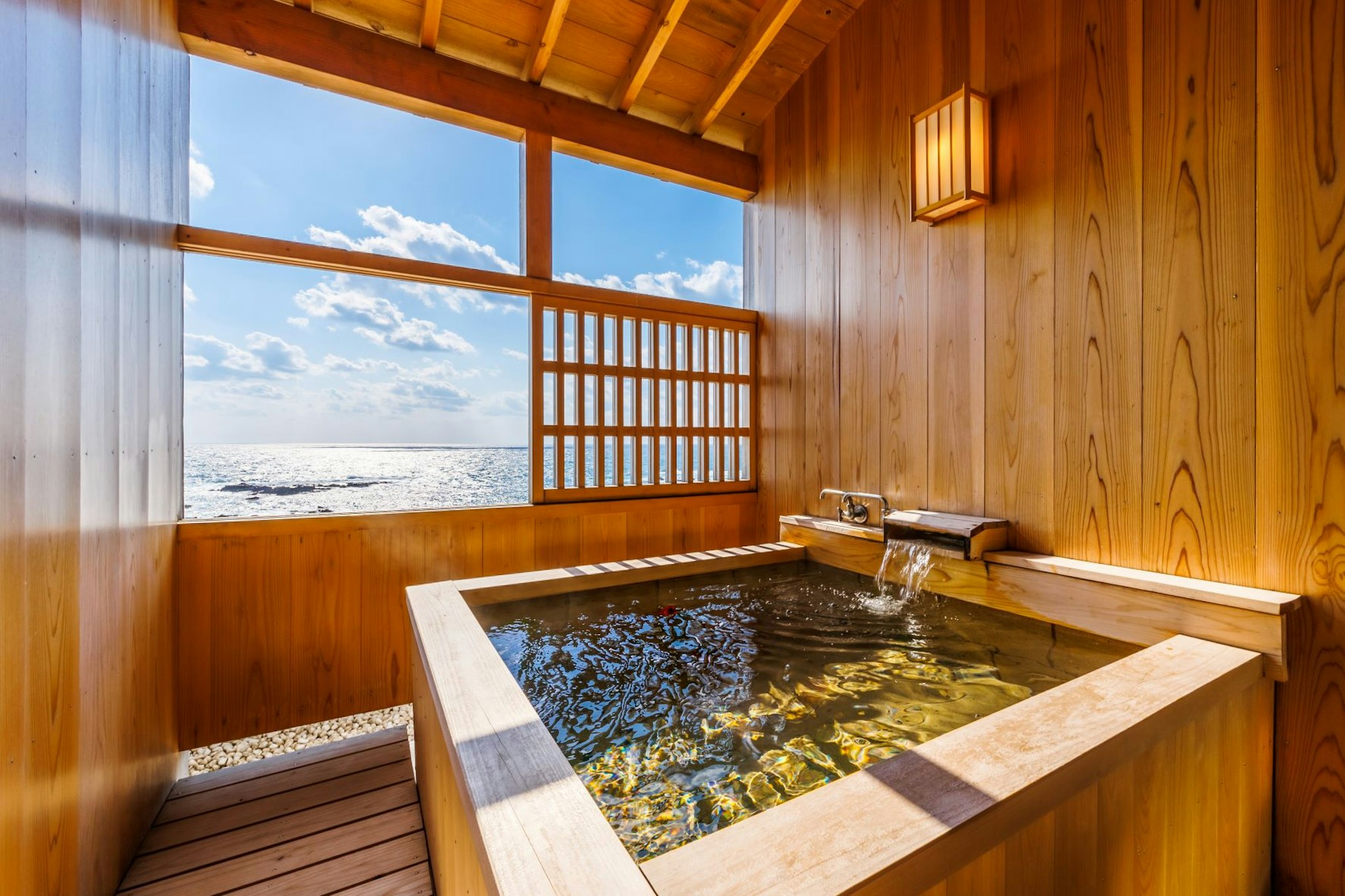 Hotel Azuma 25/70