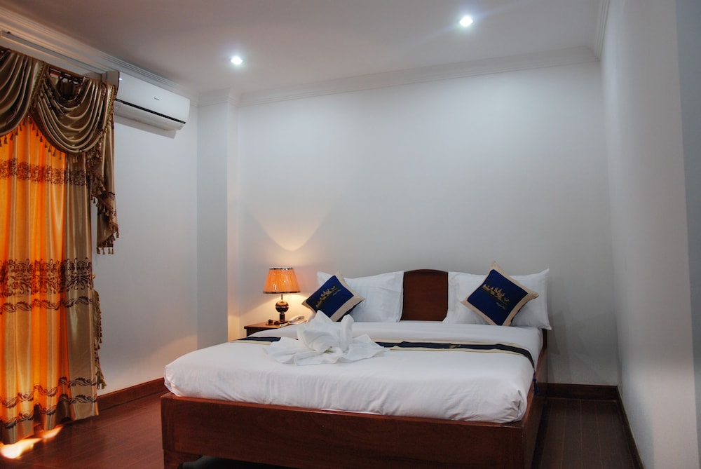 Emerald Bb Battambang Hotel 20/43