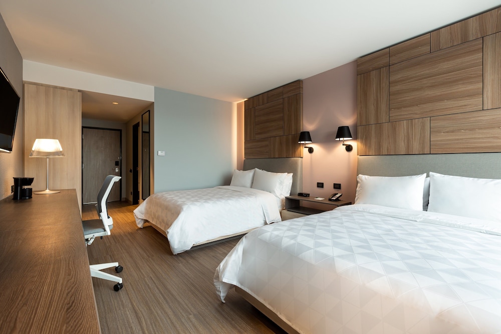 Holiday Inn Lima Miraflores 16/48