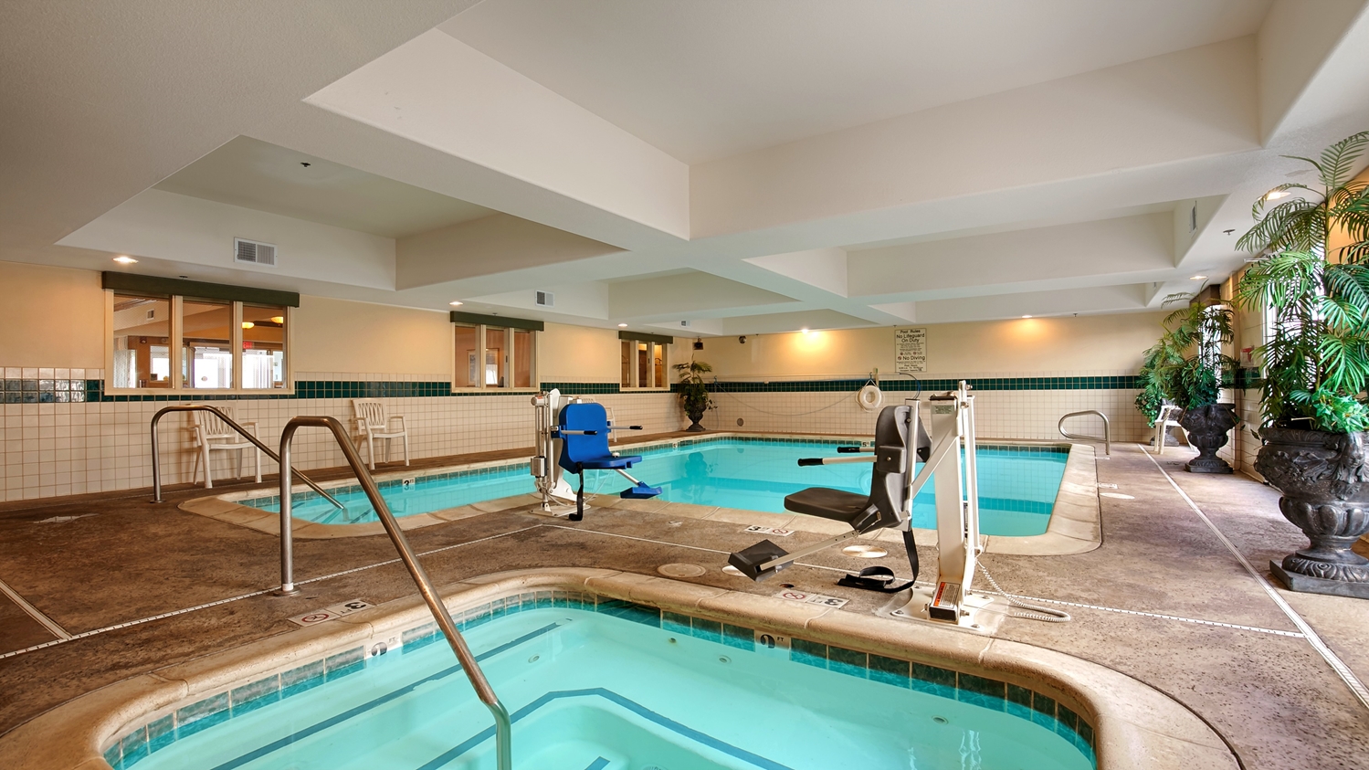 Airport Inn and Suites 7/28