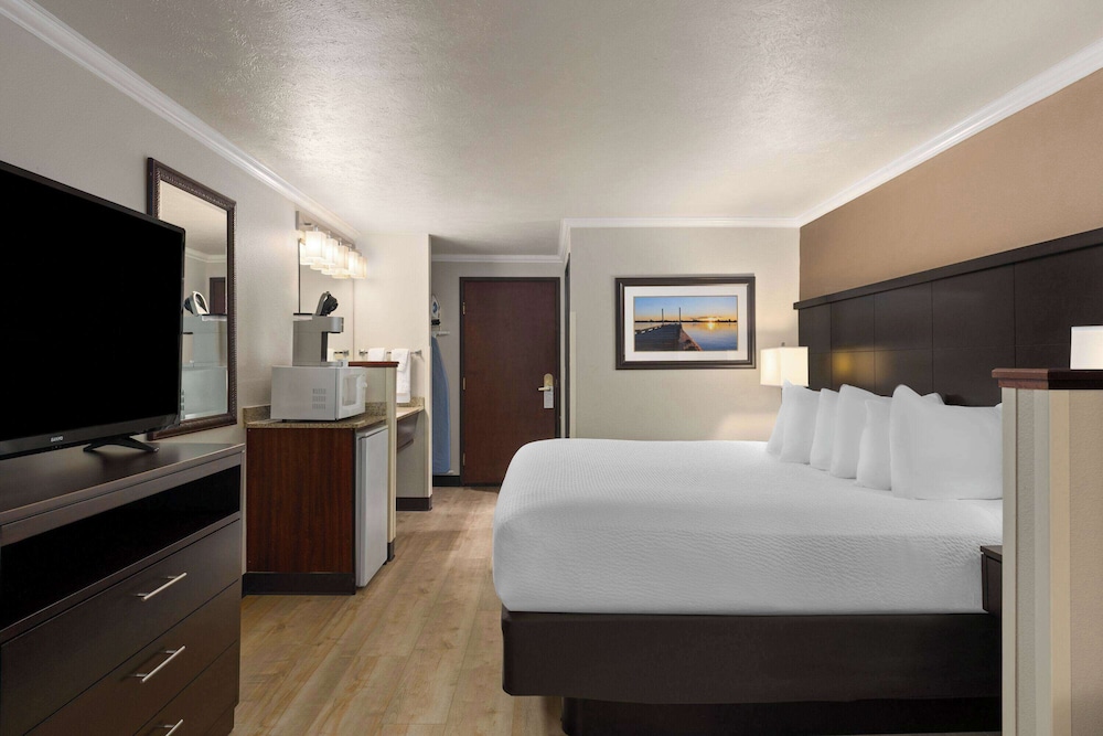 Ramada By Wyndham Moses Lake 19/54