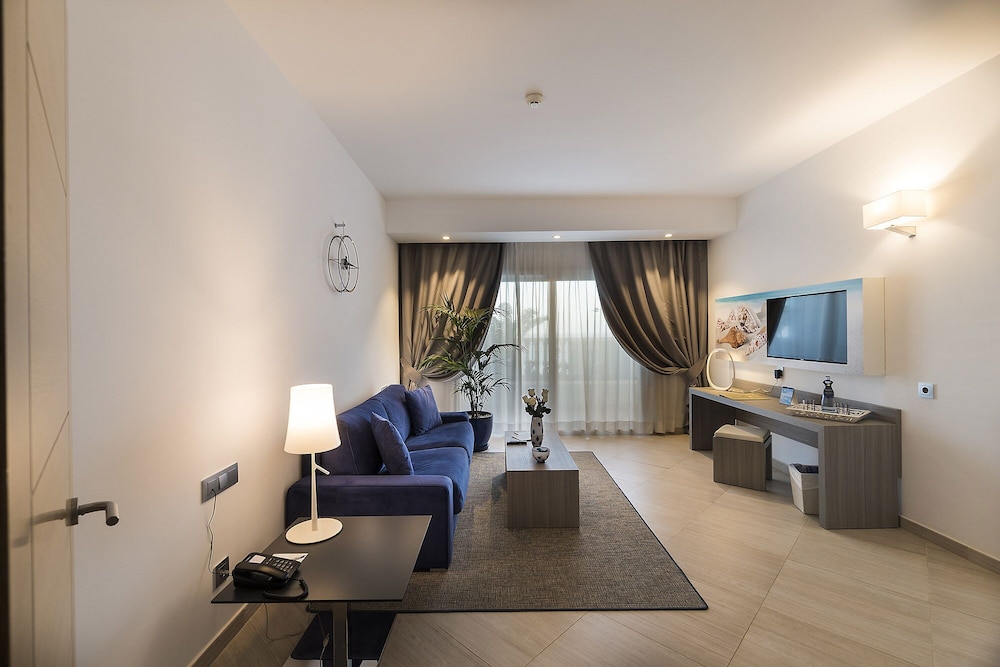 Royal Palm Resort & Spa - Adults Only 18/63