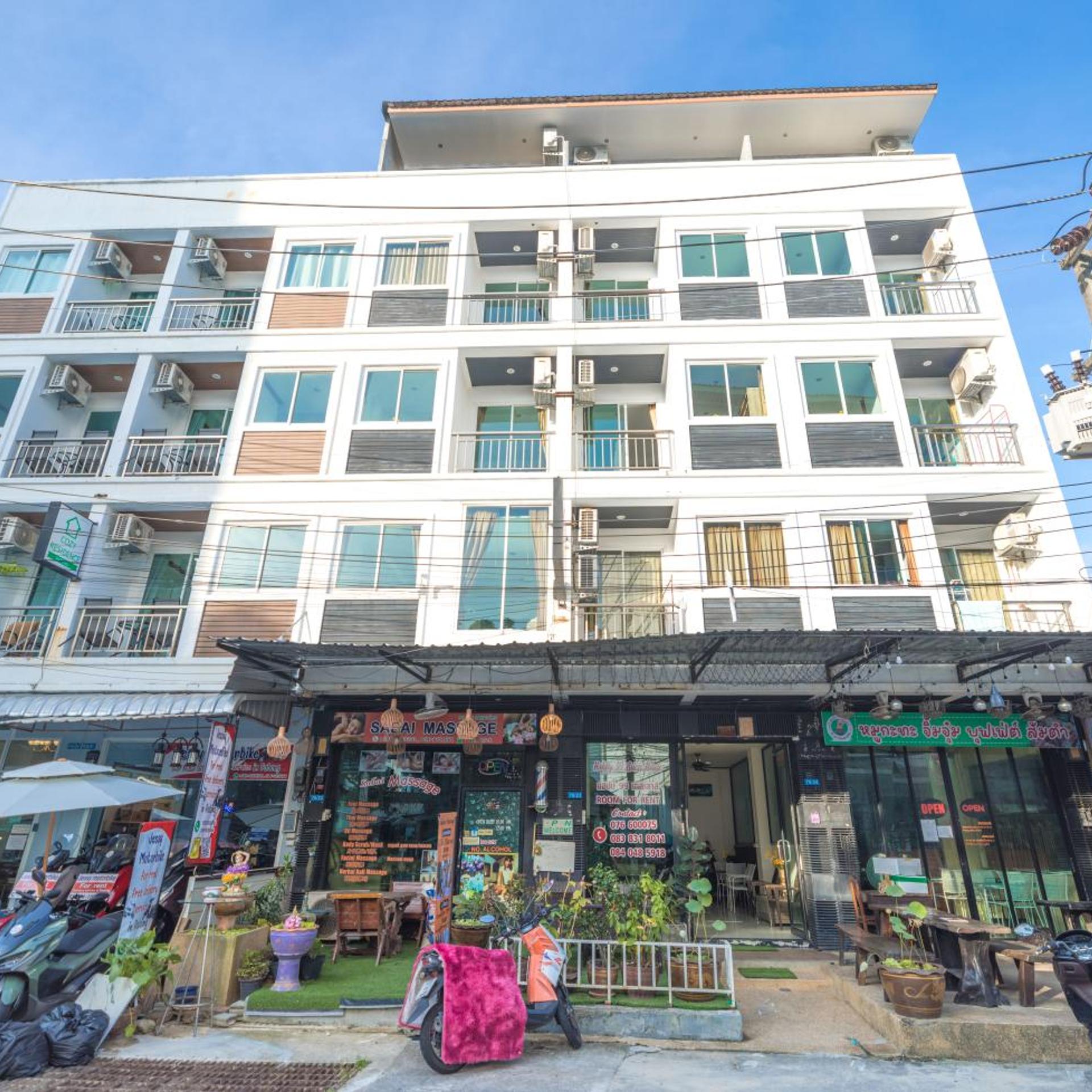 Bad Boys Guesthouse Patong 2/65
