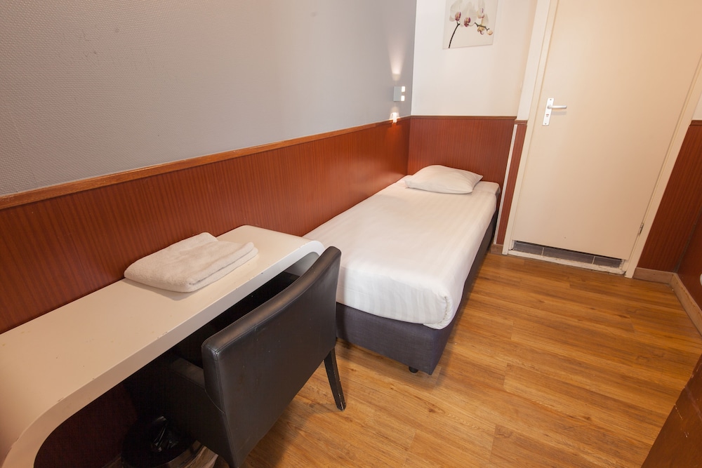 Travel Hotel Amsterdam 37/64