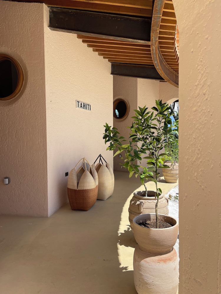 Hotel Tahiti 24/50