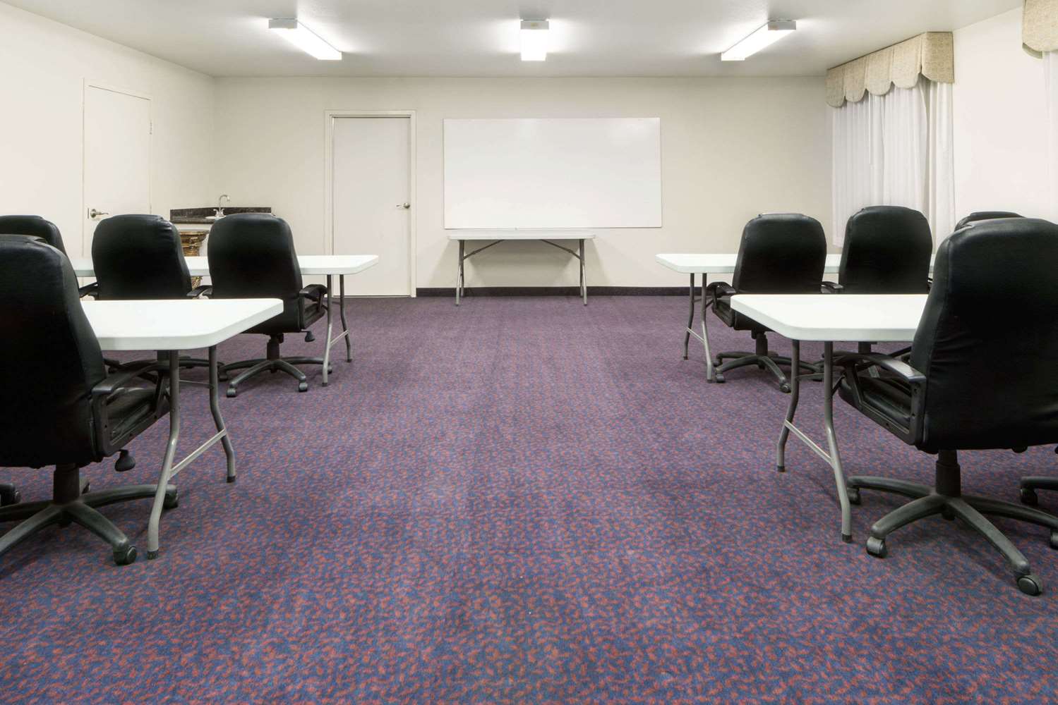 Days Inn by Wyndham Dalhart 10/17