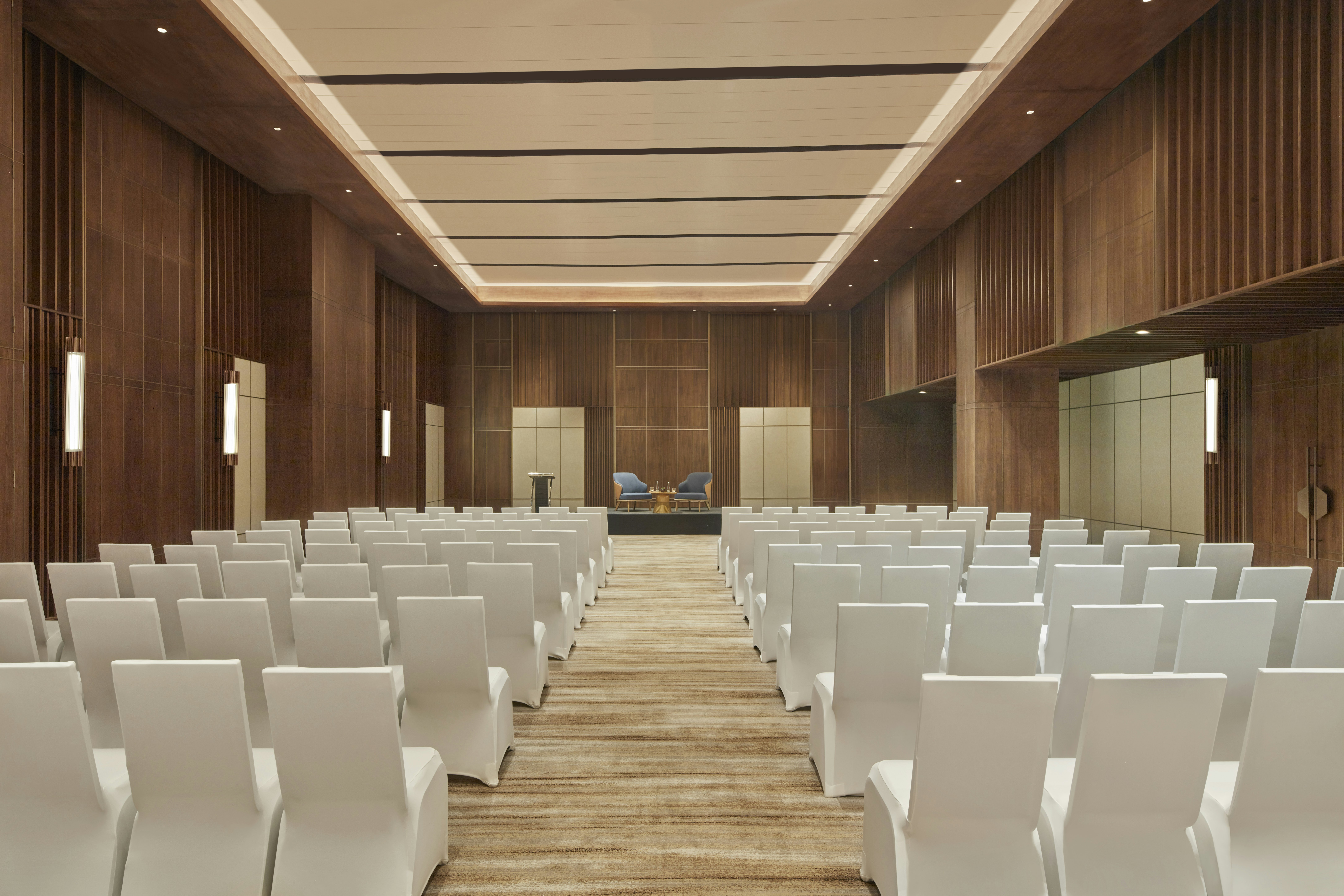 Hilton Gurugram Baani City Centre 52/60