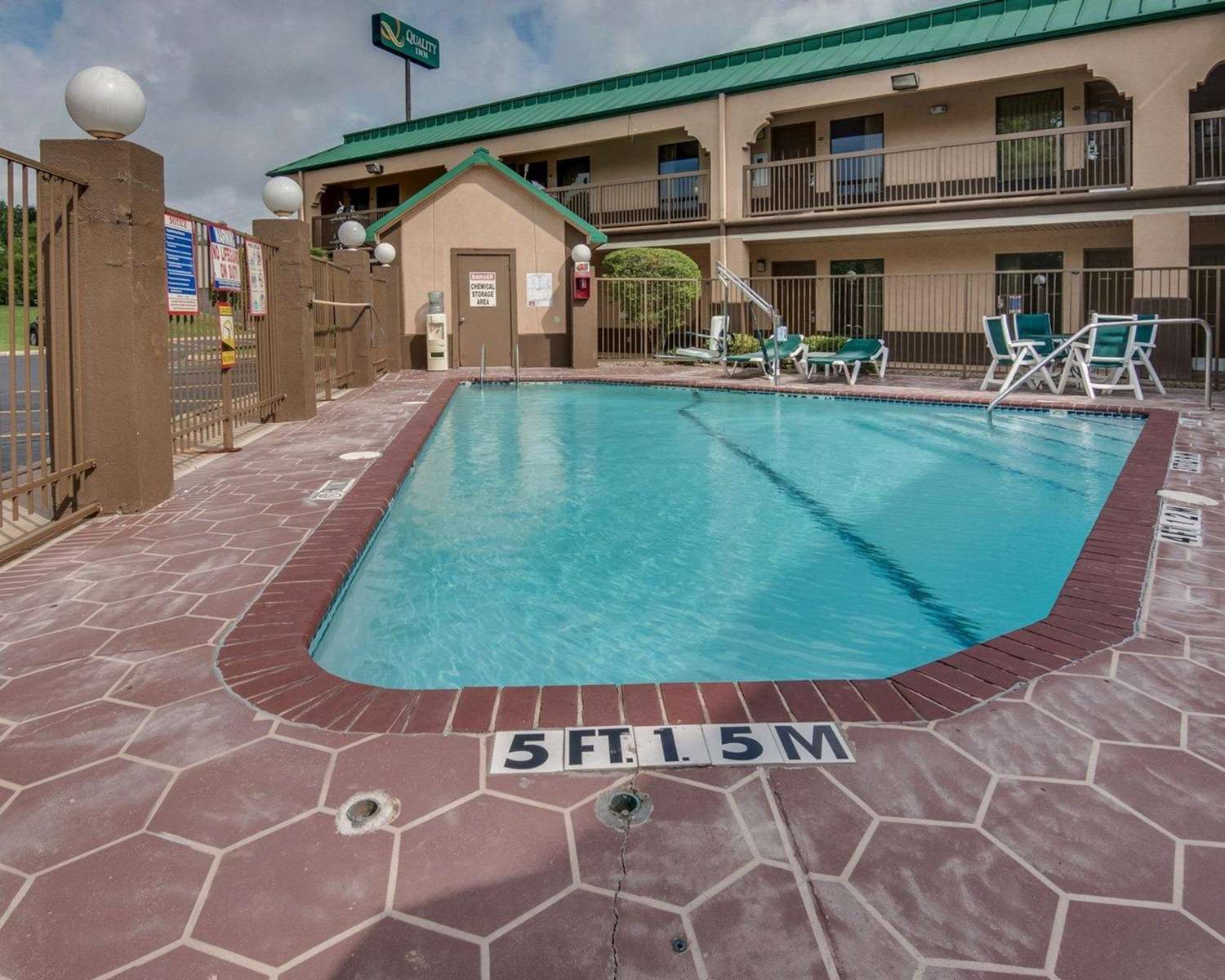 Quality Inn Mount Pleasant 4/13