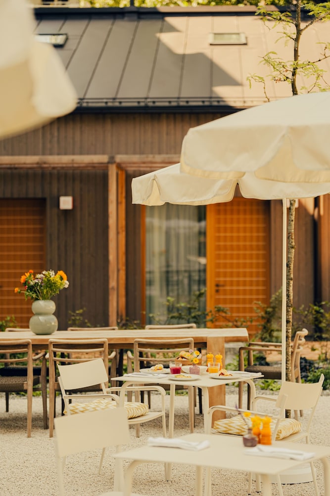 Hotel zum Hirschen 50/61
