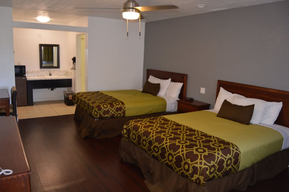 Musicland Hotel 18/49