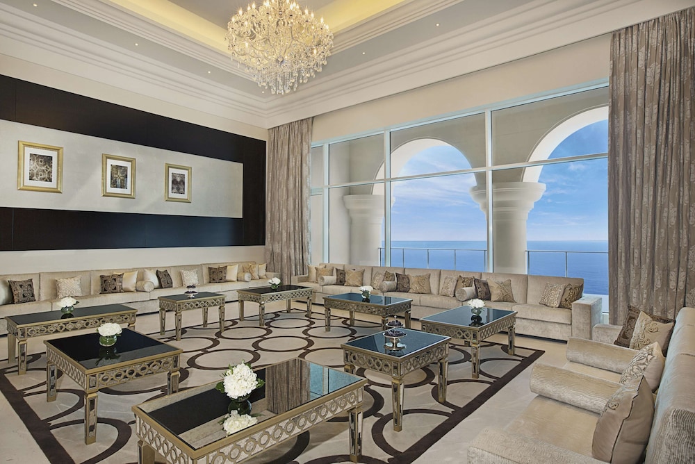 Waldorf Astoria Dubai Palm Jumeirah 56/81