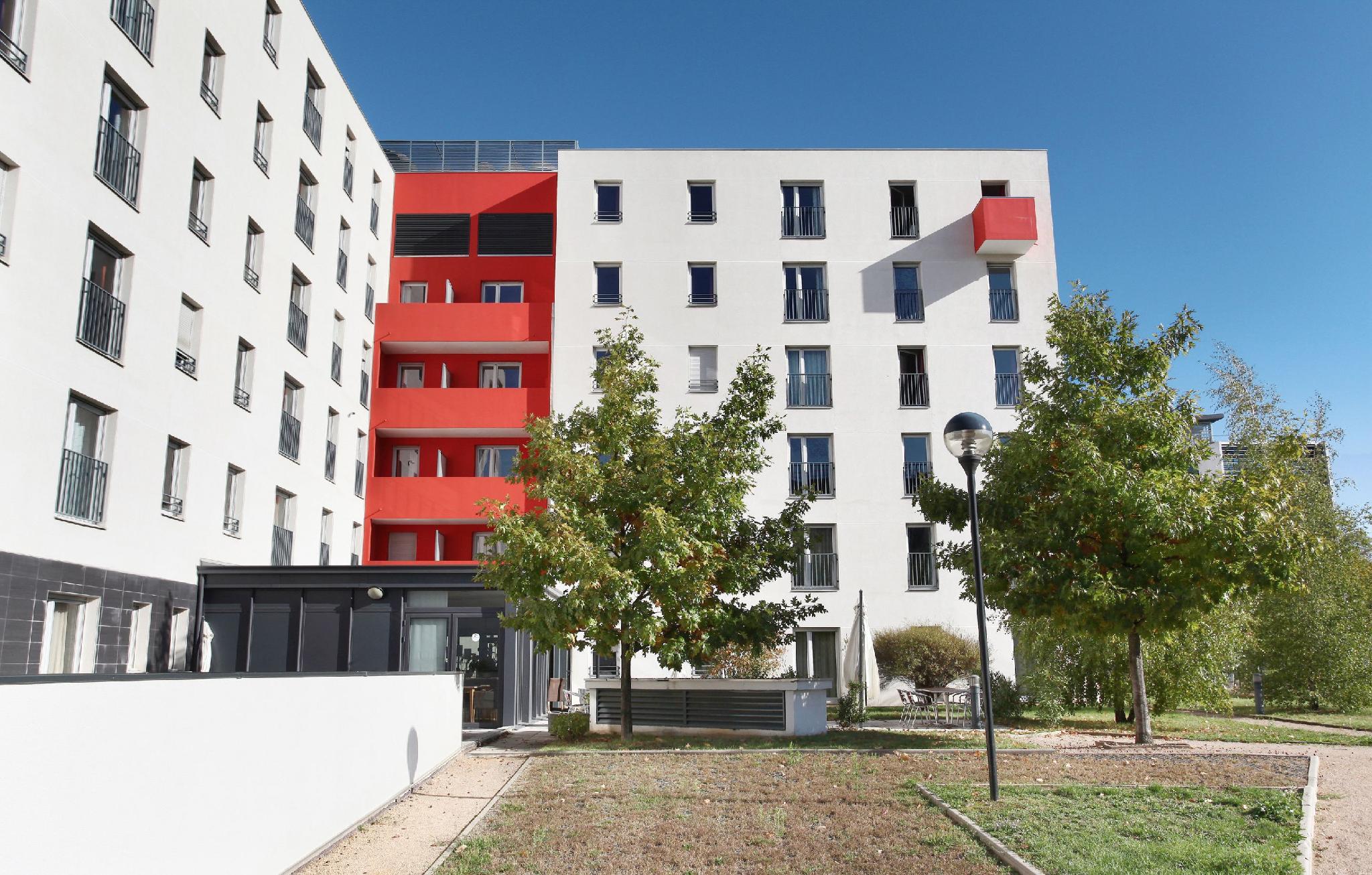 Appart'hotel Odalys City Bioparc Lyon Est in LYON