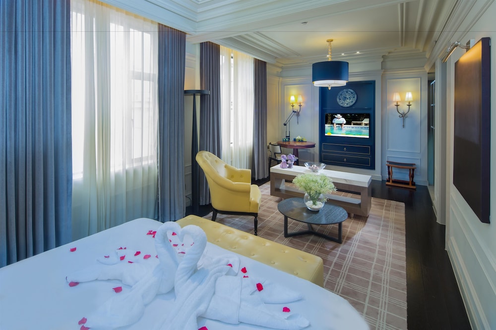 Hotel Golden Tulip Bund New Asia 53/53