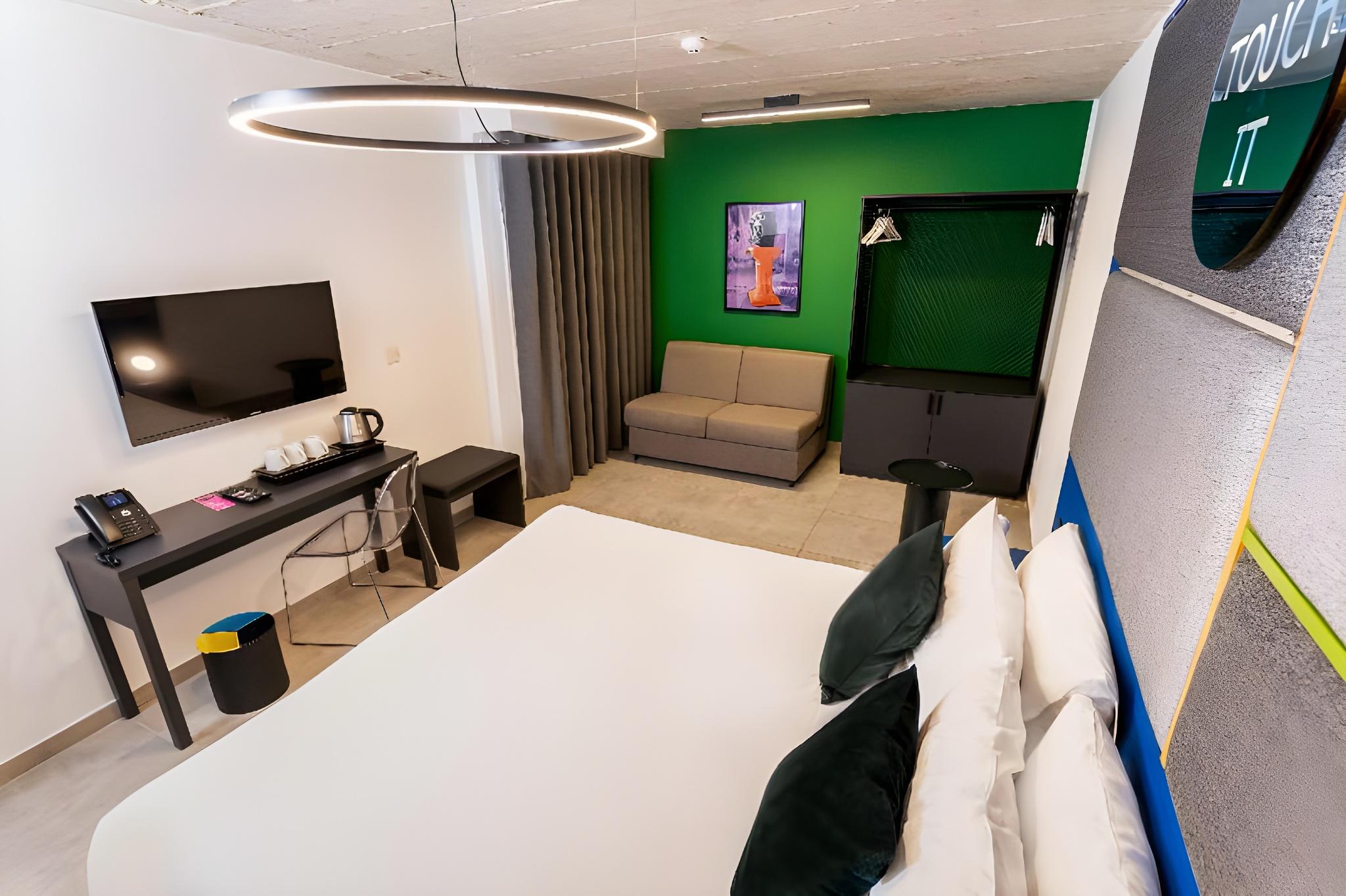 Comfort, Single, Double or Twin Bed