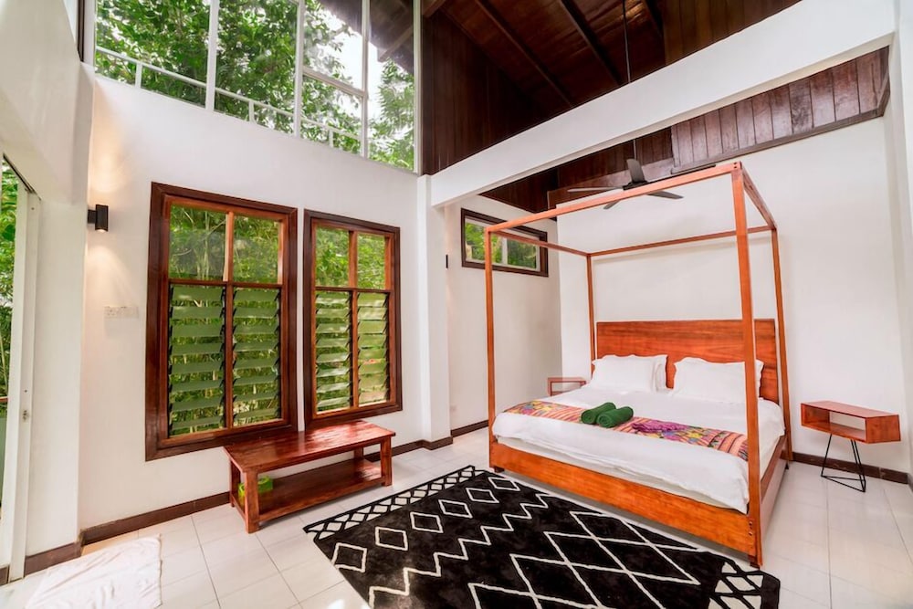 The Dusun 15/50