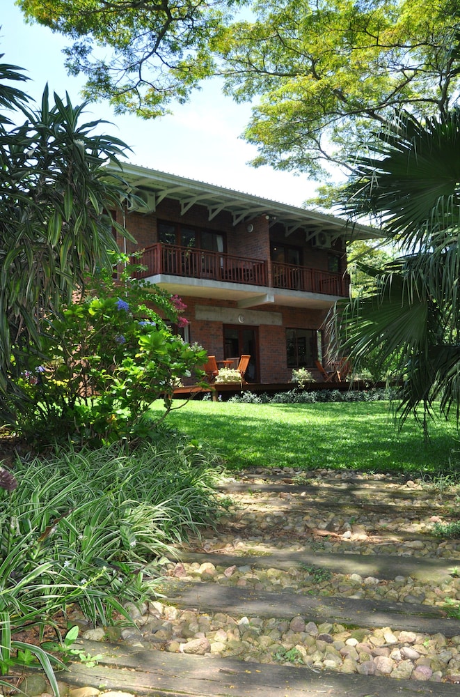 Birds of Paradise B&B 2/46
