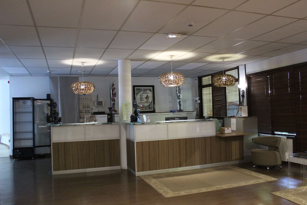 Enzo Hotels Metz Amneville By Kyriad Direct 4/50