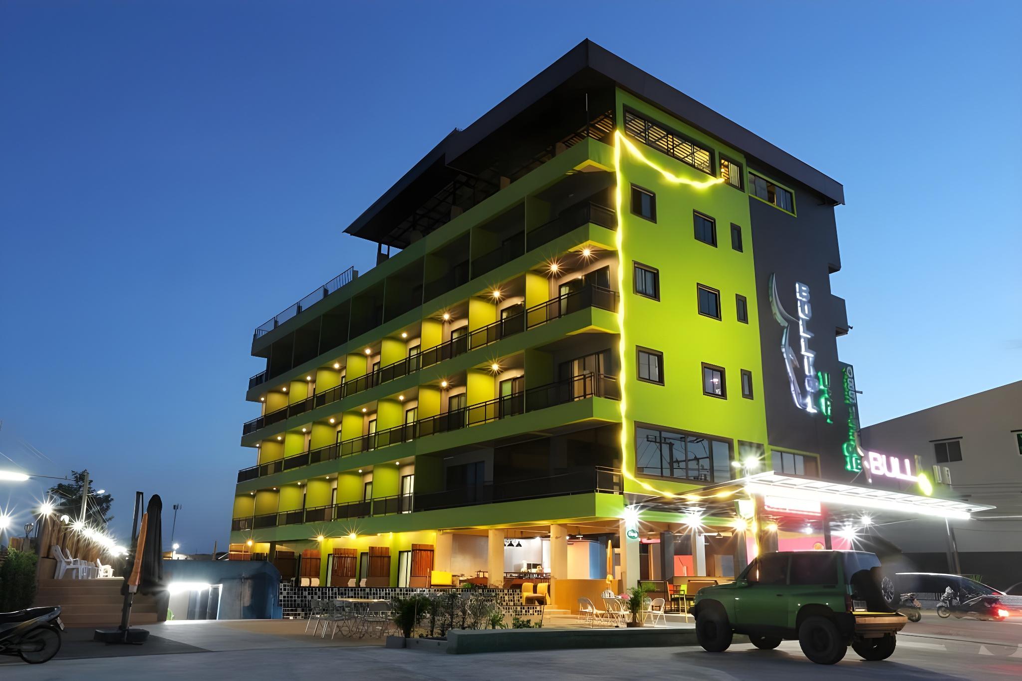 Bullkool Hua Hin 4/89