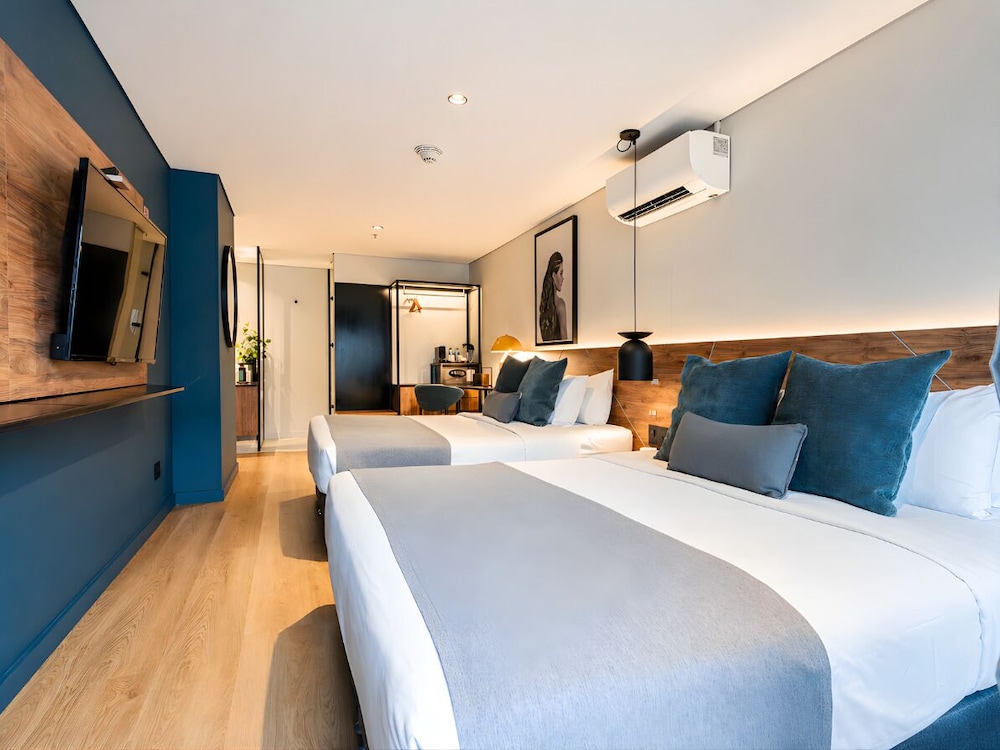 Hashtag 98 Hotel 20/55