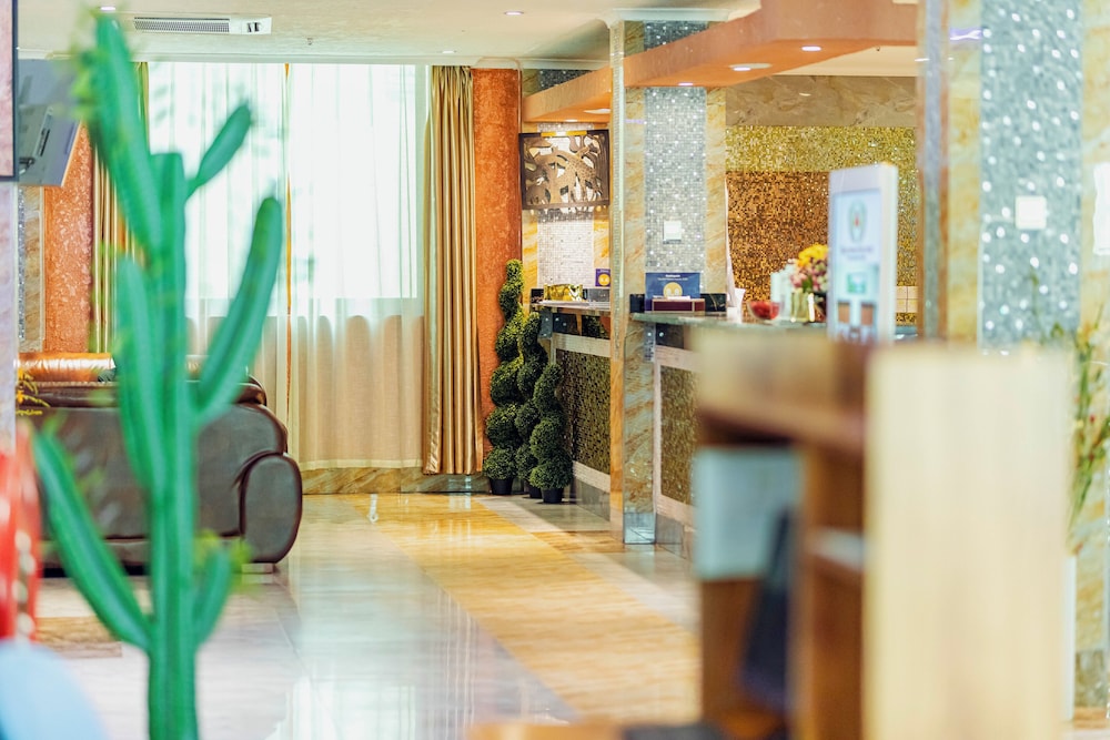 Tiffany Diamond Hotel Makunganya Street 11/66