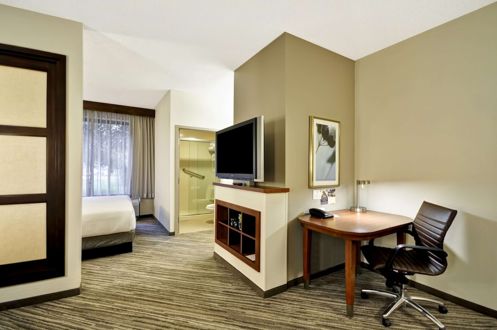 Hyatt Place Tampa Airport/Westshore 63/78
