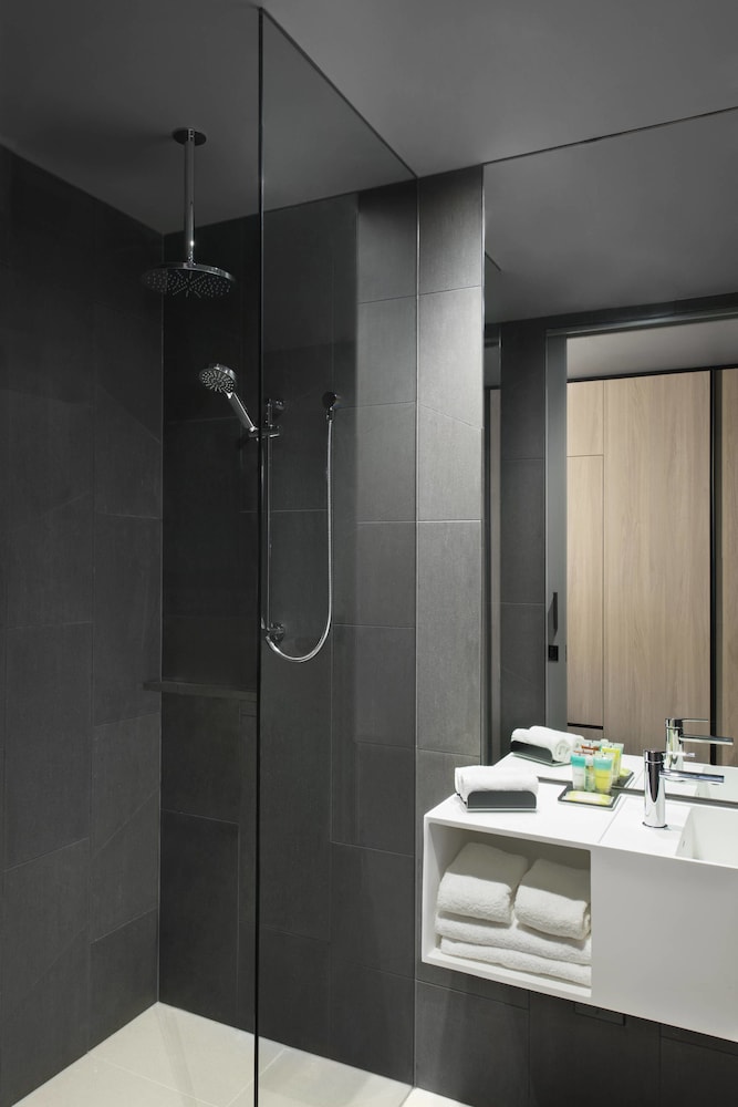 Vibe Hotel Melbourne Docklands 13/67