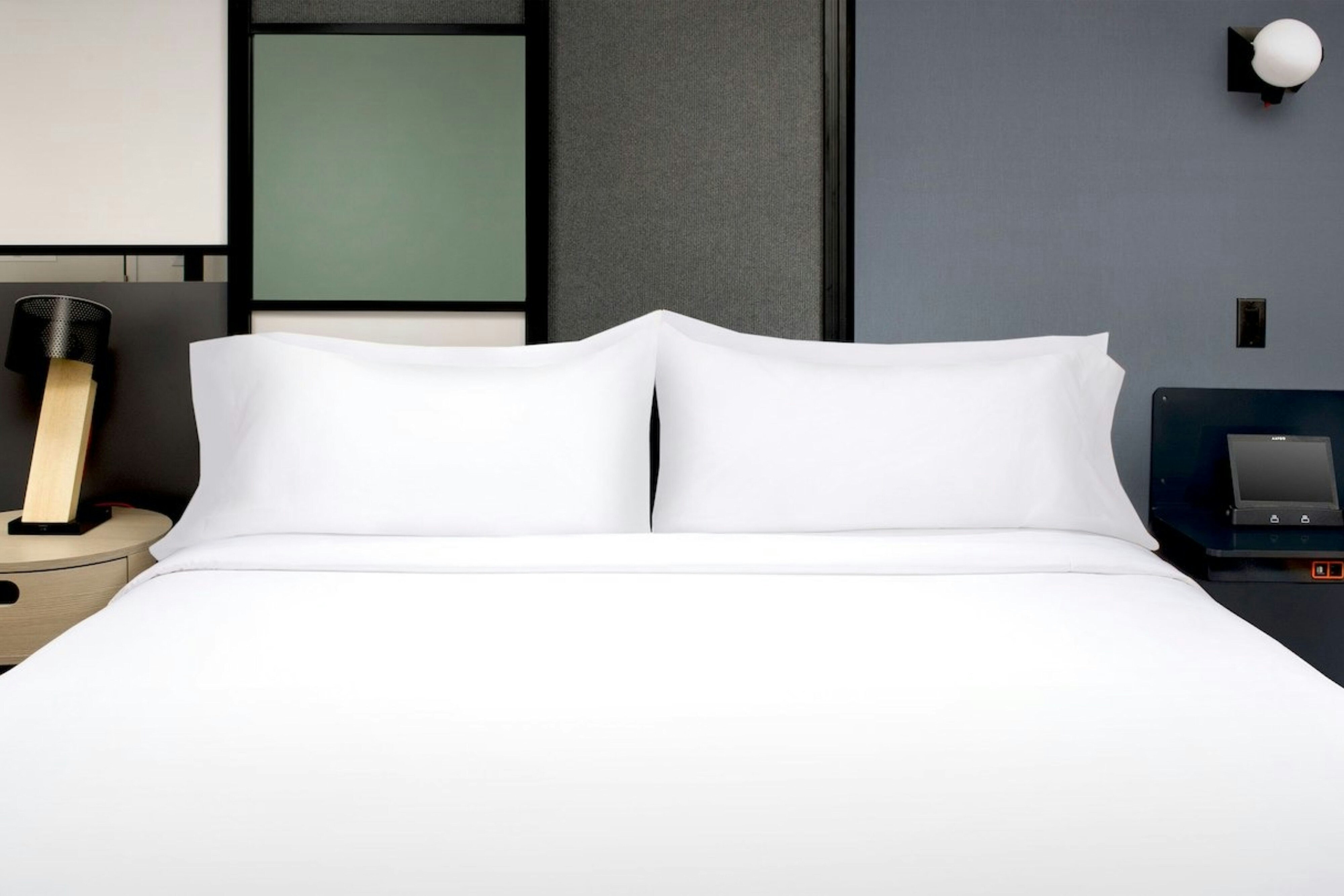 Aloft Ponce 20/50