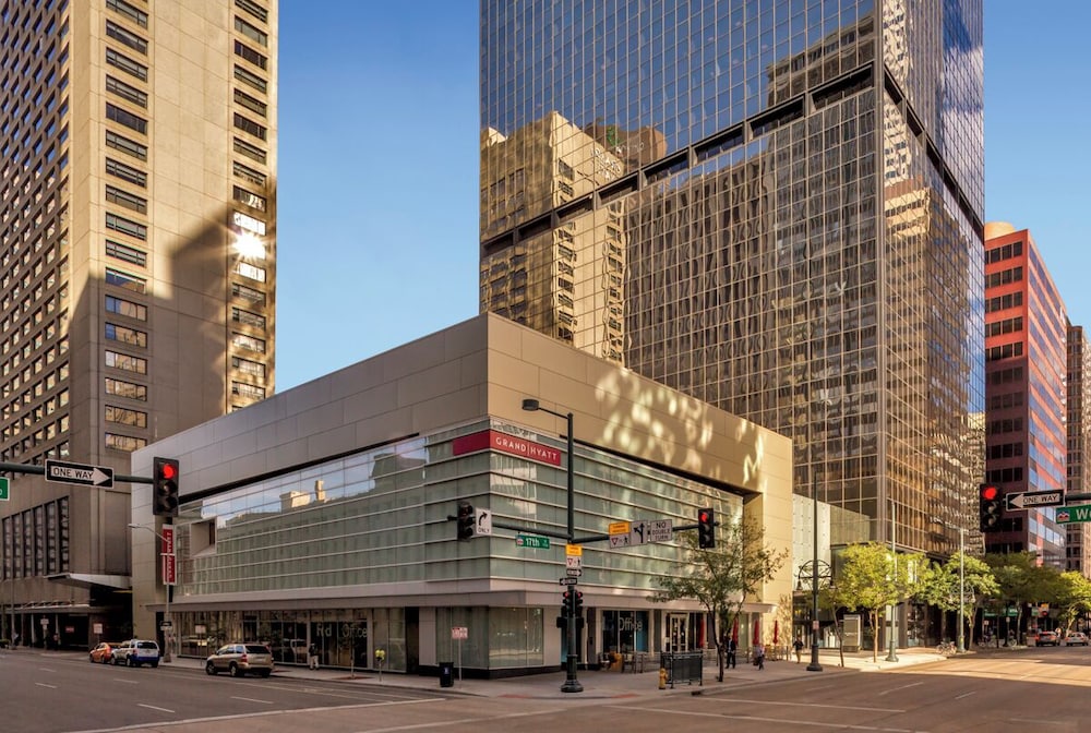 Grand Hyatt Denver 71/78