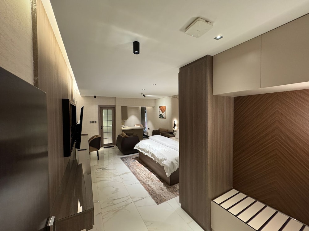 ثلاثة وستون أجنحة فندقية(Sixty Three Hotel) 15/50