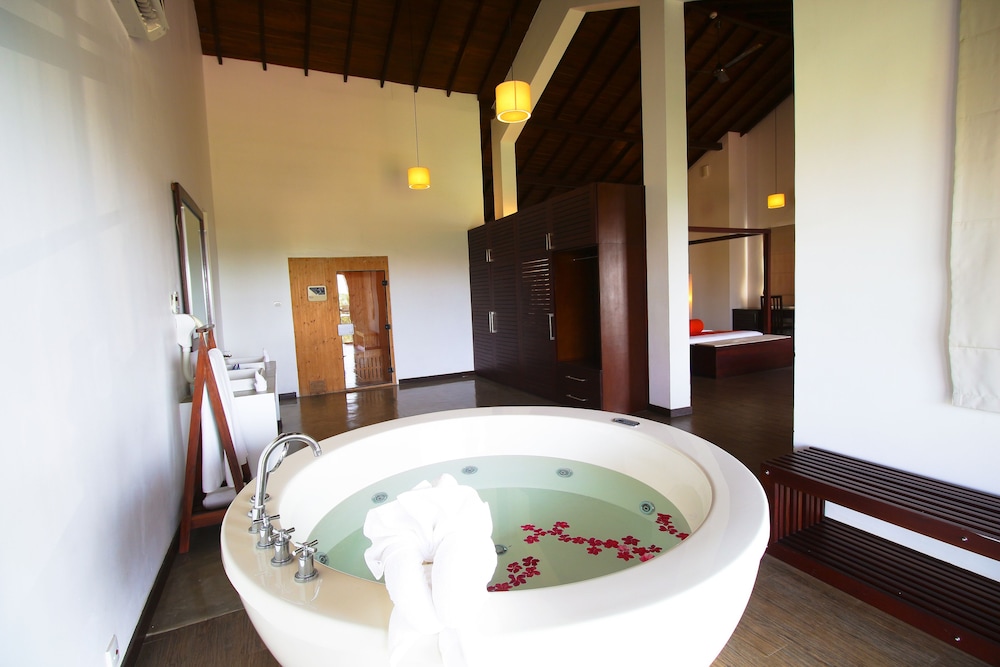 The Calm Resort and Spa 23/50