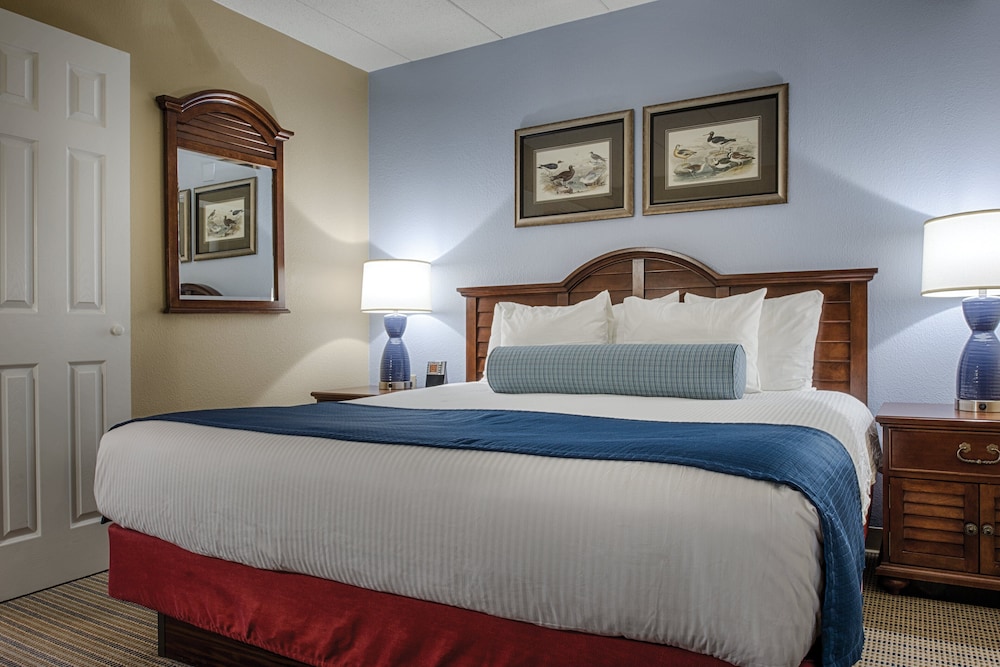 1 BEDROOM, CONDO