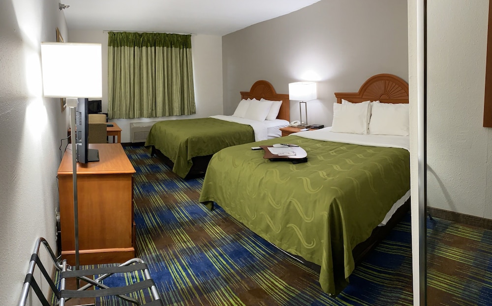 Quality Inn Brookings University 13/38