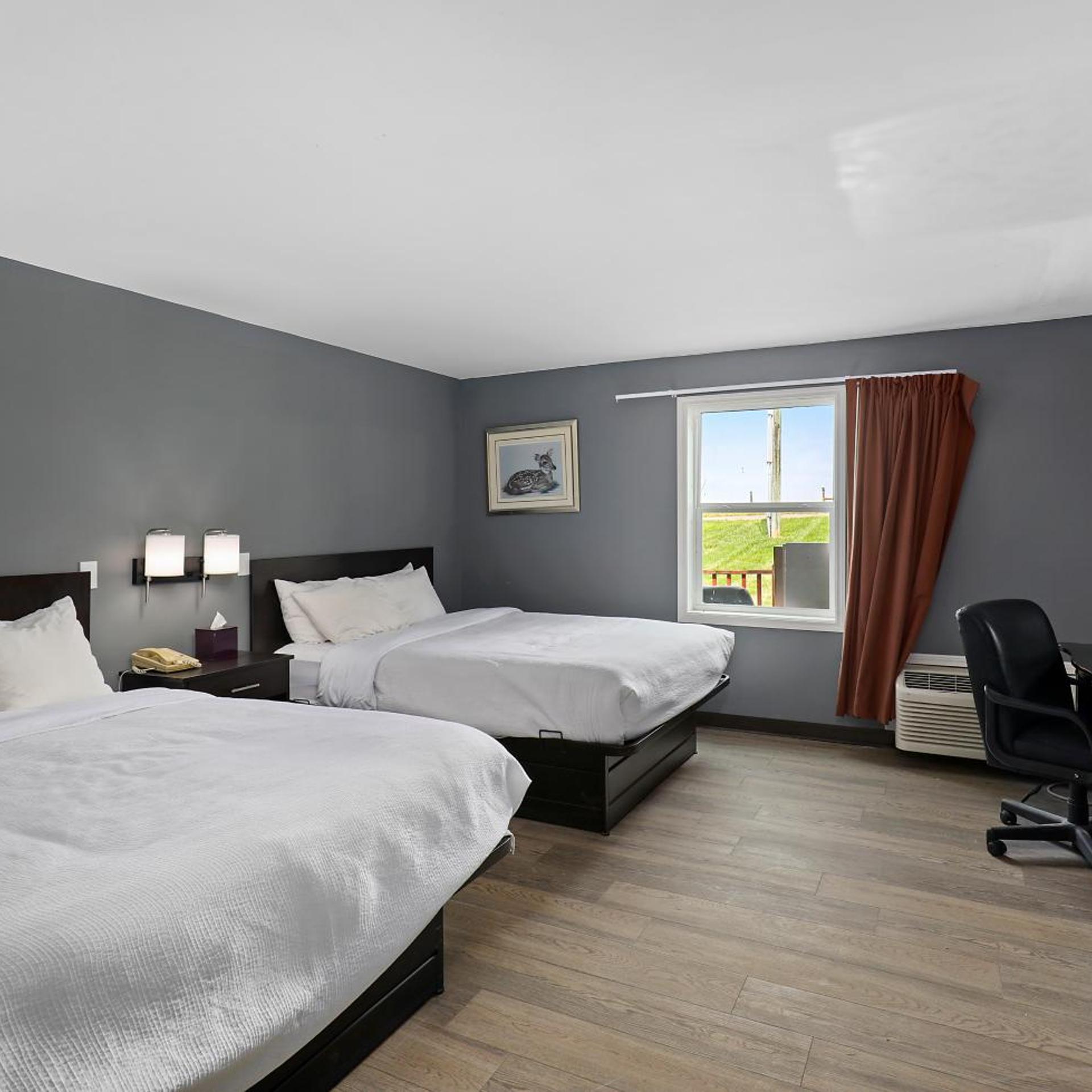 Four Seasons Country Inn 12/45