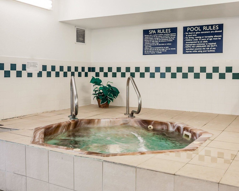 Quality Inn & Suites Des Moines Airport 19/50