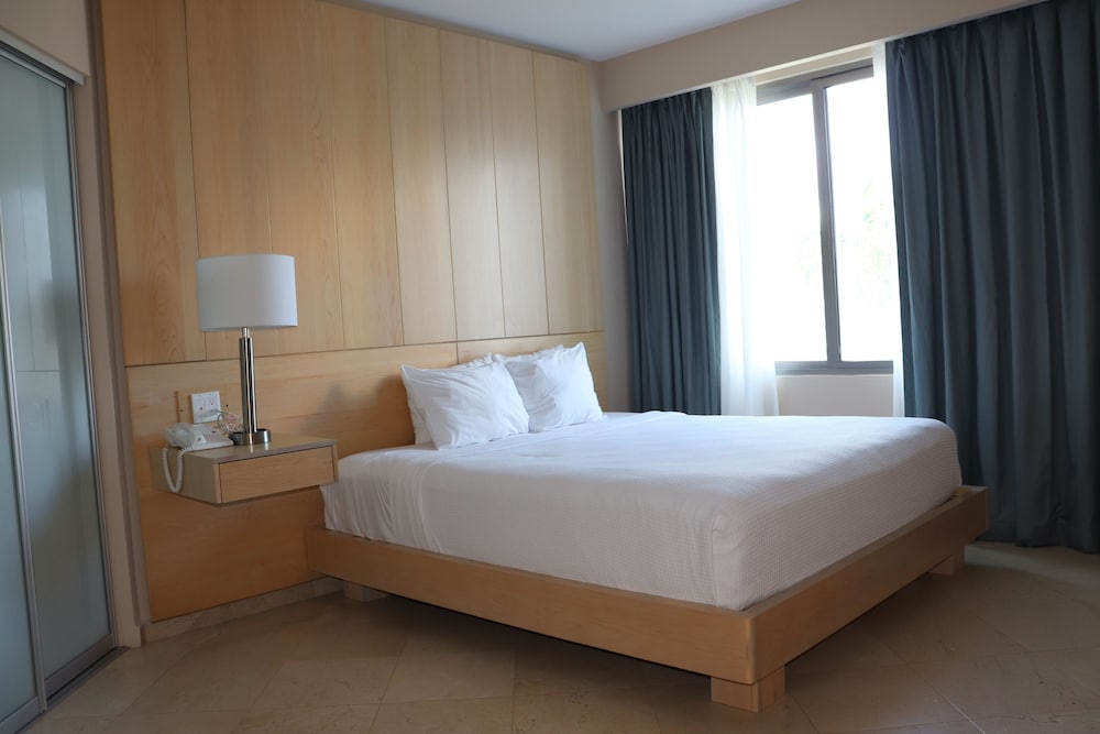 The Mill Resort & Suites 20/66