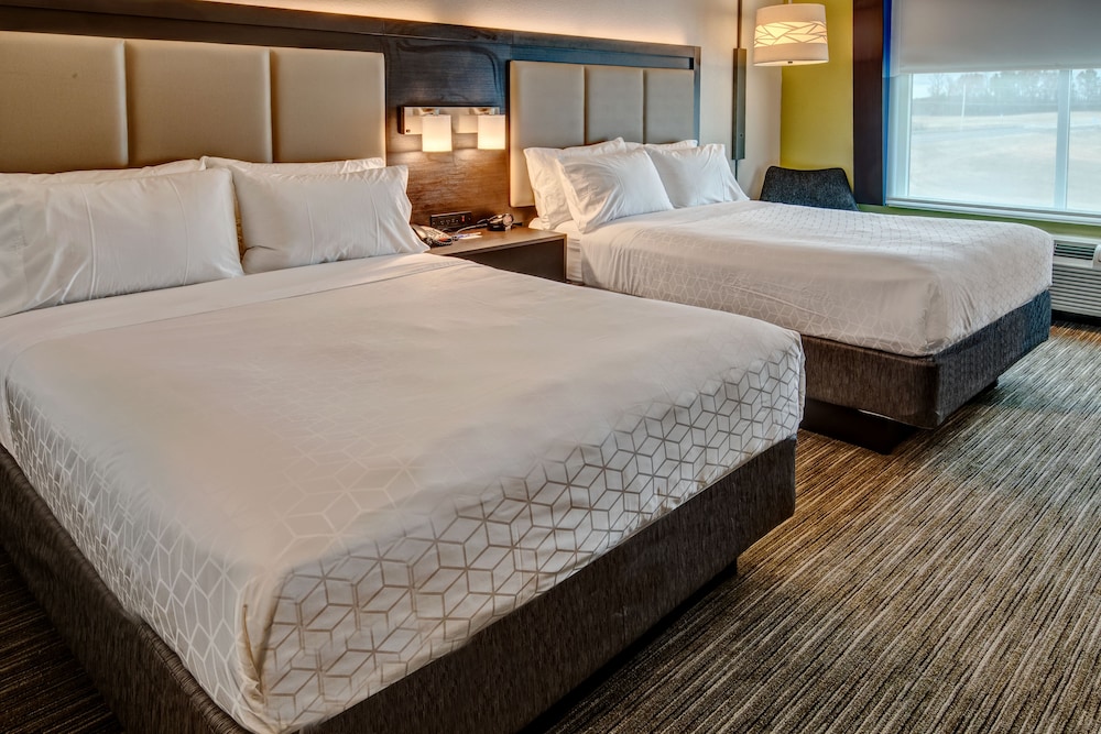 Holiday Inn Express Hotel And Suites Jackson Northeast 27/55