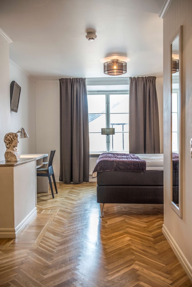 Donners Hotell 21/25