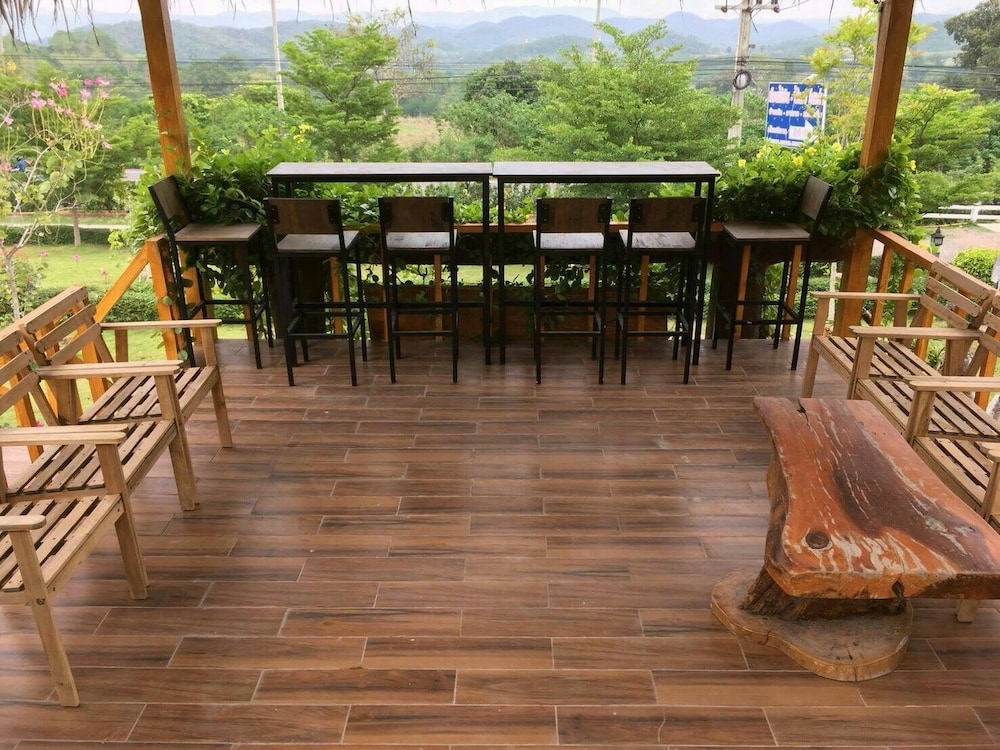 Mai Ngern Mai Thong Resort 21/37