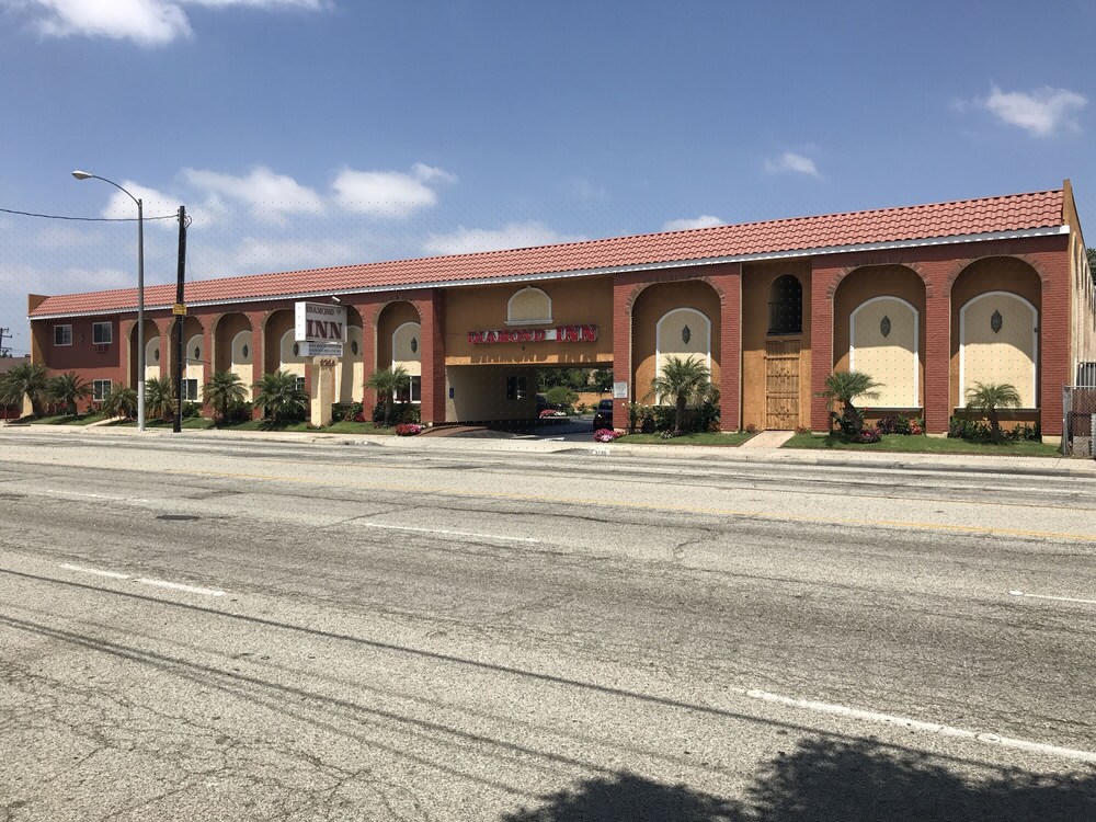 Diamond Inn 3/46