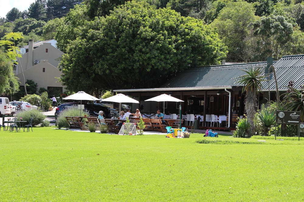 Blackwaters River Lodge 28/30