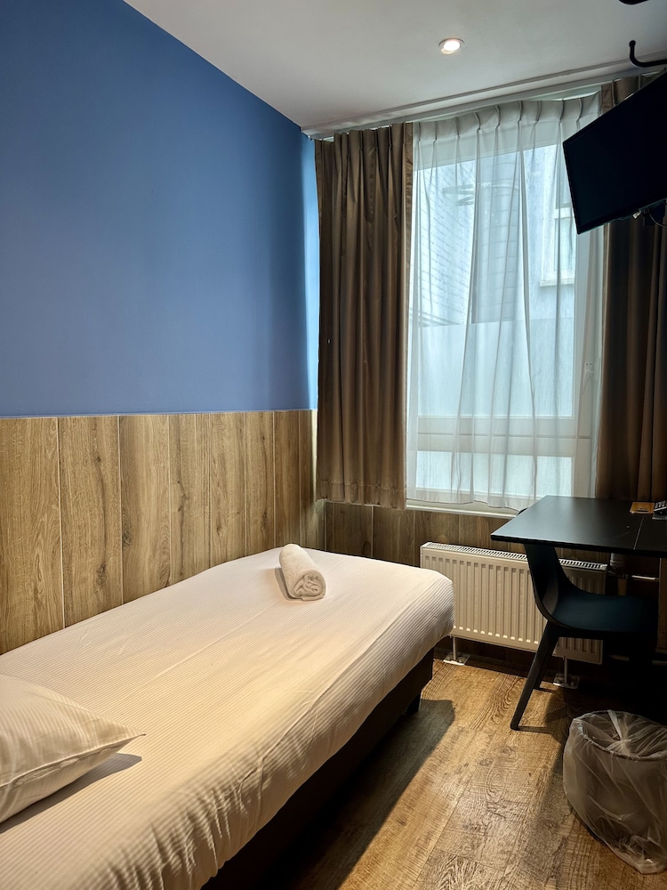 Hotel Old Quarter 14/72