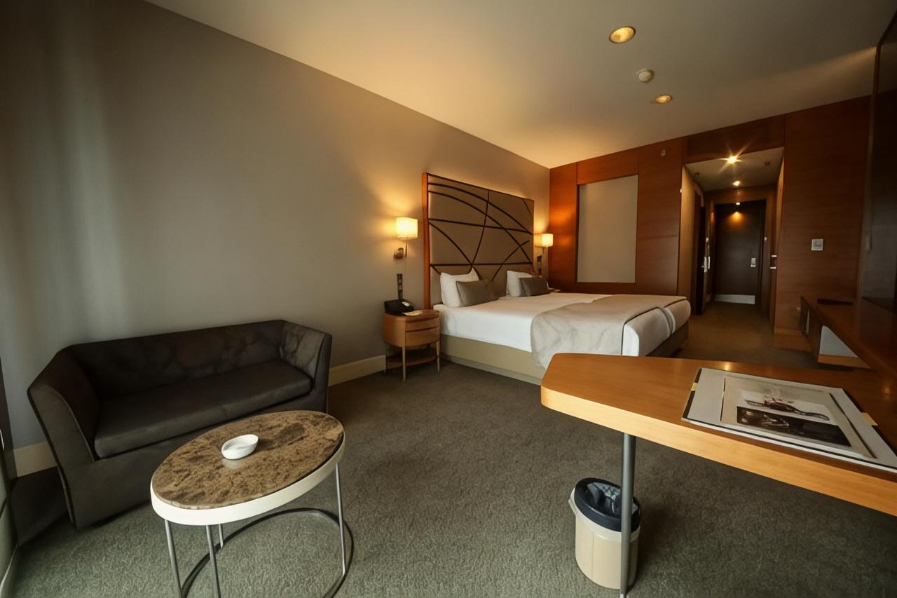 Connecting, Superior, Twin Beds, Partial Sea View, Sofa